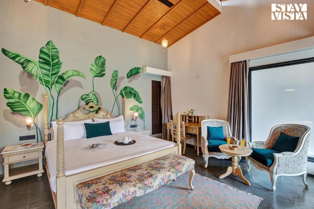 Stayvista'S The Earthen Boutique - City Escape With Spacious Pool, Terrace, Lawn & Indoor-Outdoor Games Udaipur Extérieur photo